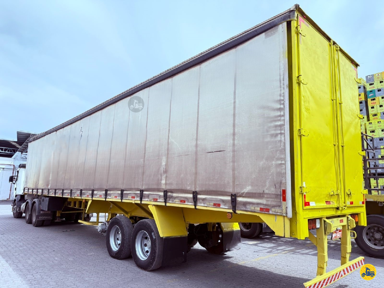 CARRETA SEMI-REBOQUE BAU SIDER Reta Lippaus Logistica CARIACICA ESPÍRITO SANTO ES